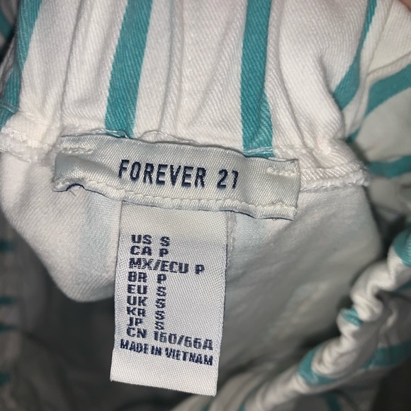 Stripped Lounge shorts - Picture 3 of 3